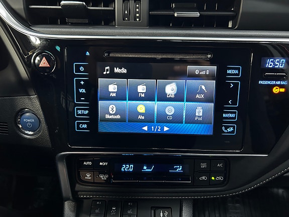 Toyota Auris 25 of 30