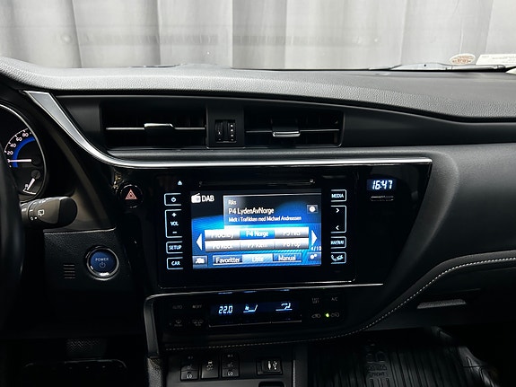 Toyota Auris 20 of 30