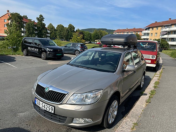 Skoda Octavia 4 of 14