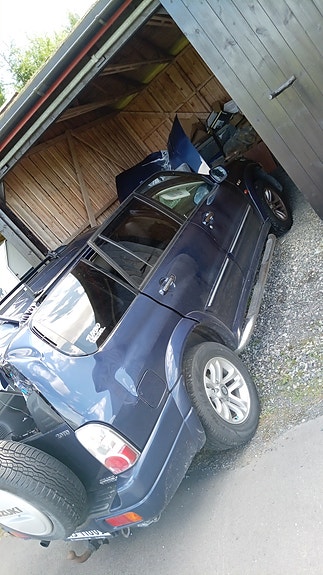 Suzuki Grand Vitara 8 of 8