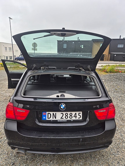 BMW 320d 12 of 15