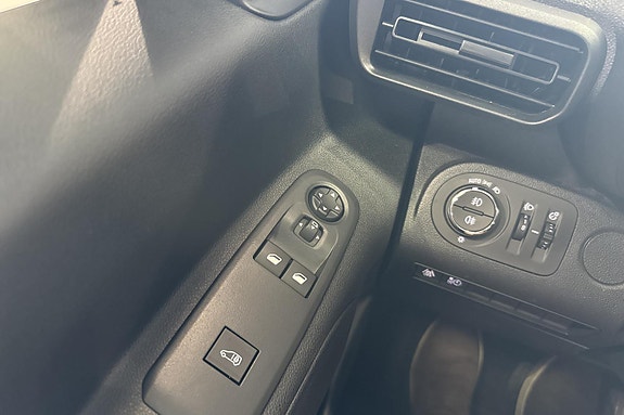 Opel Combo 17 of 24