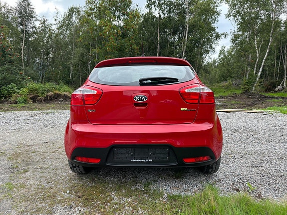 Kia Rio 5 of 16