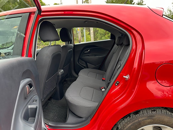 Kia Rio 11 of 16