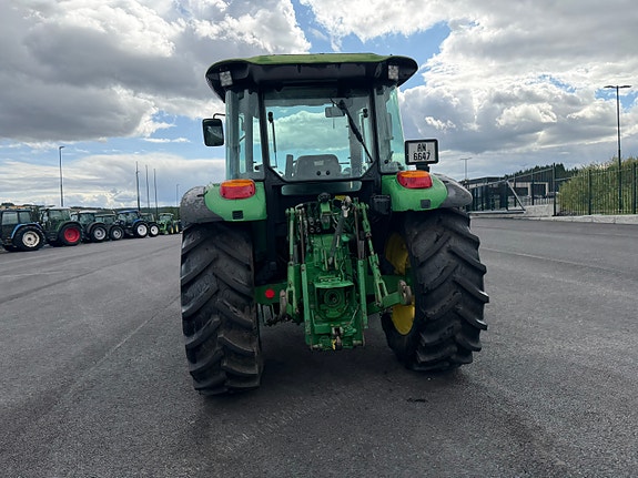 John Deere 5820 14 of 30