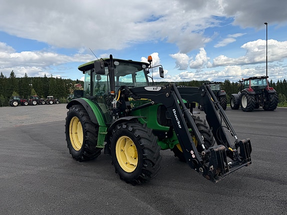 John Deere 5820 27 of 30