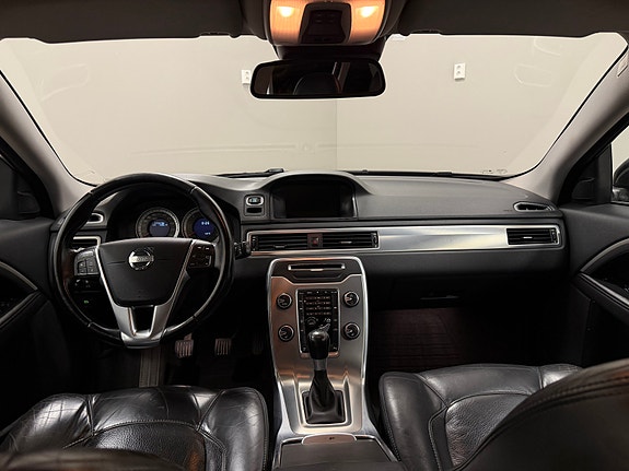 Volvo V70 9 of 24