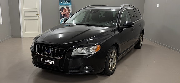 Volvo V70 4 of 24