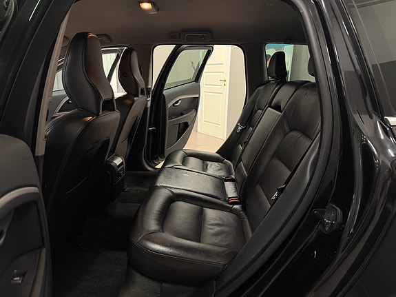 Volvo V70 14 of 24