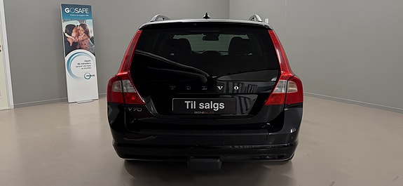 Volvo V70 6 of 24
