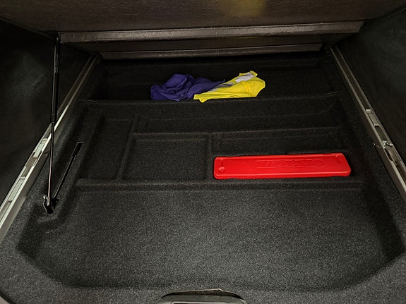 Volvo V70 18 of 24