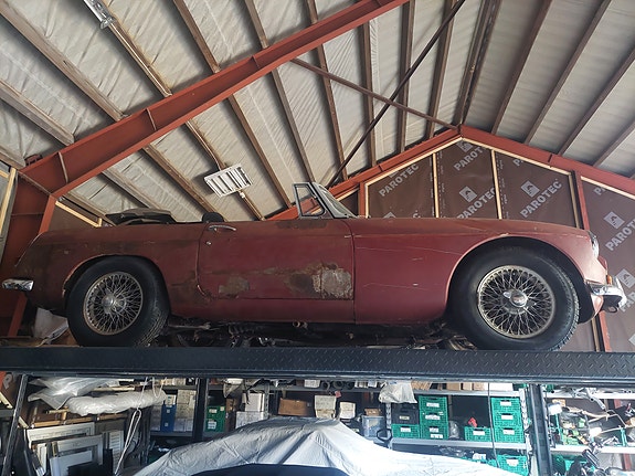 MG MGB 8 of 19