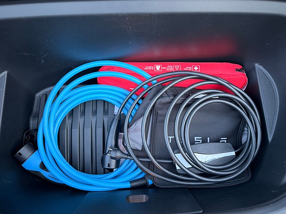 Tesla Model Y 20 of 20