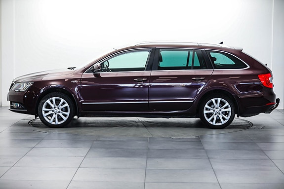 Skoda Superb 7 of 30