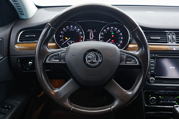 Skoda Superb 25 of 30