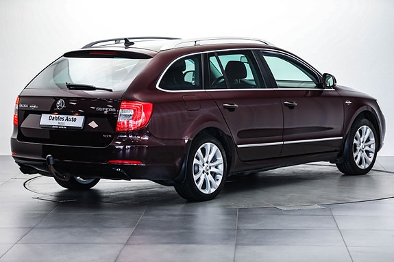 Skoda Superb 11 of 30