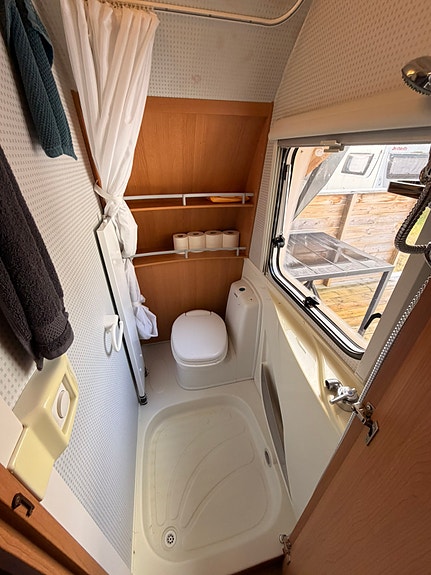 Knaus 2006 26 of 29