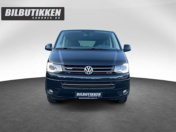 Volkswagen Multivan 8 of 22