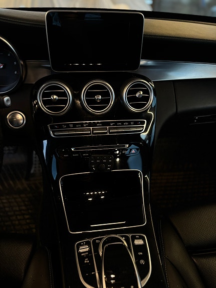 Mercedes-Benz C250 d 21 of 26