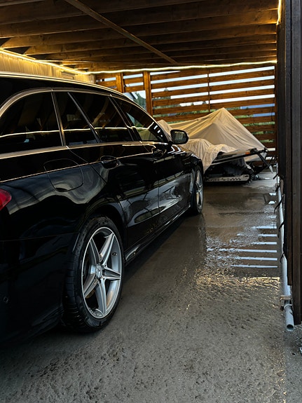 Mercedes-Benz C250 d 4 of 26