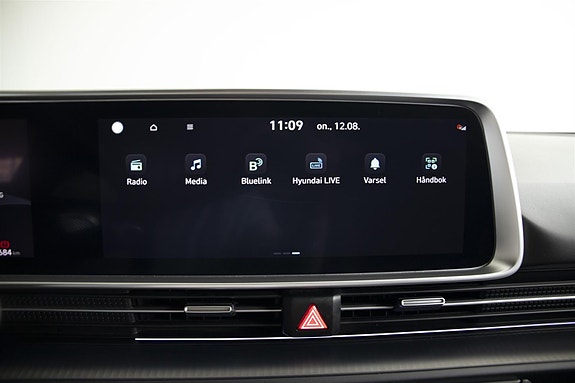 Hyundai Ioniq 6 18 of 30