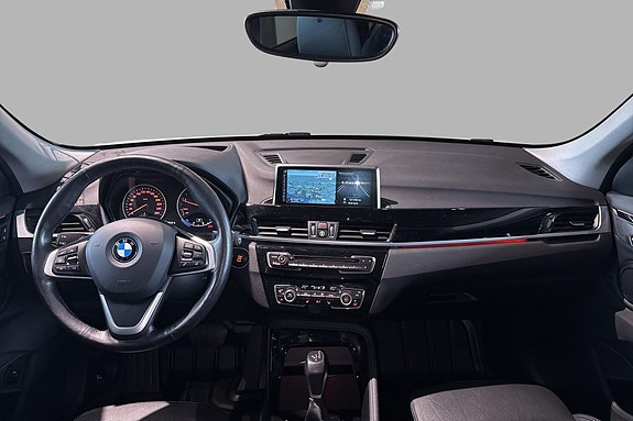BMW X1 9 of 27