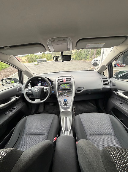 Toyota Auris 21 of 30