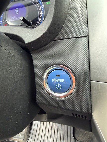Toyota Auris 25 of 30