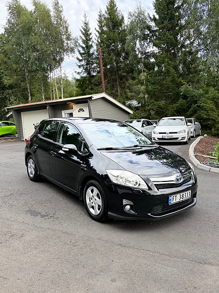 Toyota Auris 6 of 30