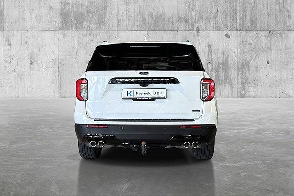Ford Explorer 8 of 30