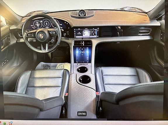 Porsche Taycan Sport Turismo 9 of 11
