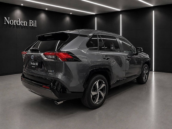 Toyota RAV4 5 of 29