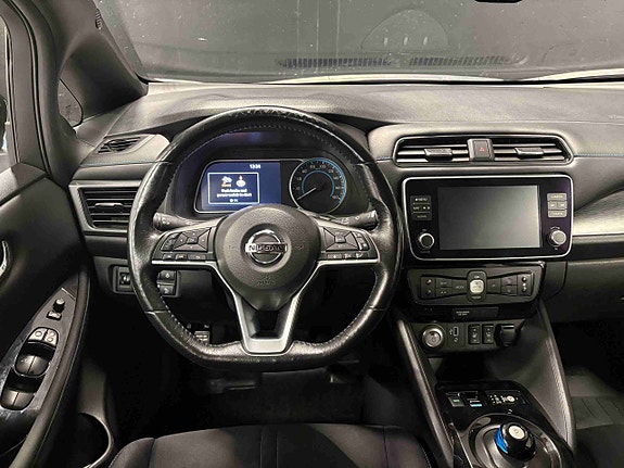 Nissan Leaf 12 of 26