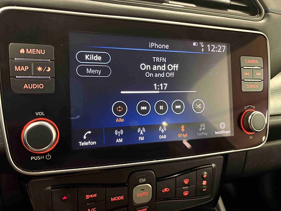 Nissan Leaf 21 of 26