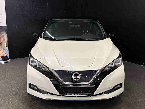 Nissan Leaf 3 of 26