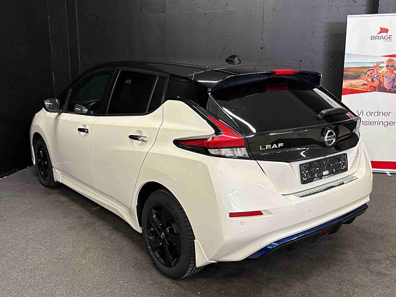 Nissan Leaf 5 of 26