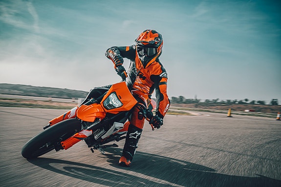 KTM 390 SMC-R 7 of 7