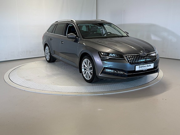 Skoda Superb 2 of 30