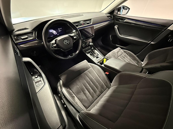 Skoda Superb 7 of 30