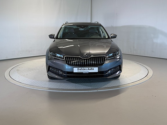 Skoda Superb 15 of 30