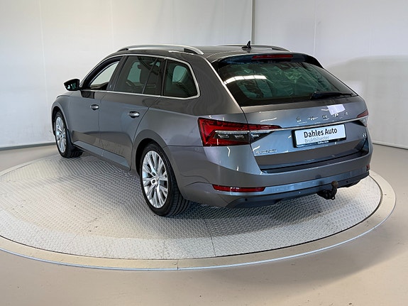 Skoda Superb 17 of 30