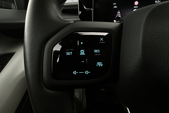 Ford Explorer 16 of 27