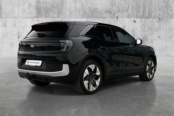 Ford Explorer 7 of 27