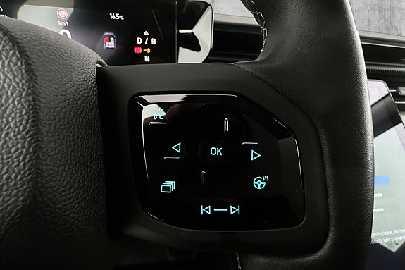 Ford Explorer 17 of 27