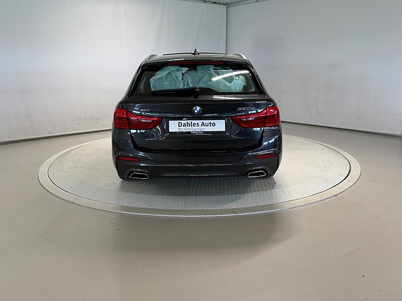 BMW 12 of 30