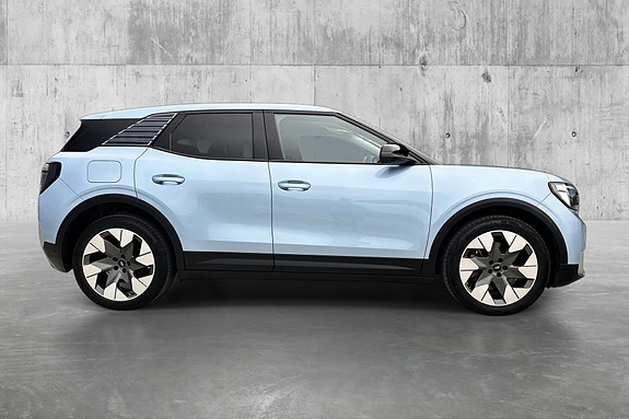 Ford Explorer 4 of 28