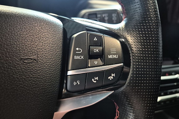 Ford Explorer 18 of 28