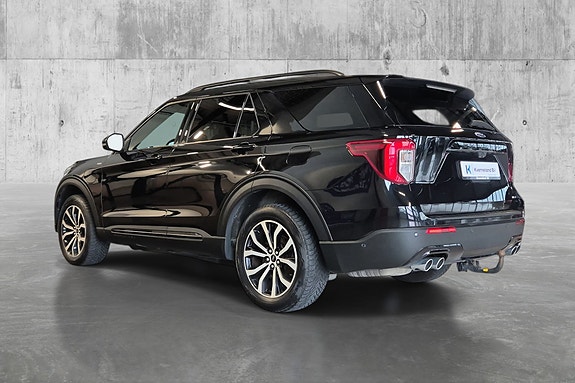 Ford Explorer 8 of 28