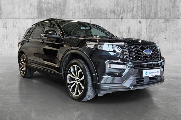 Ford Explorer 4 of 28