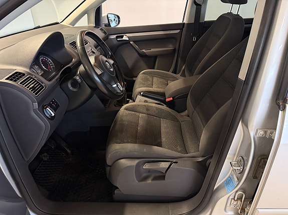 Volkswagen Touran 25 of 30